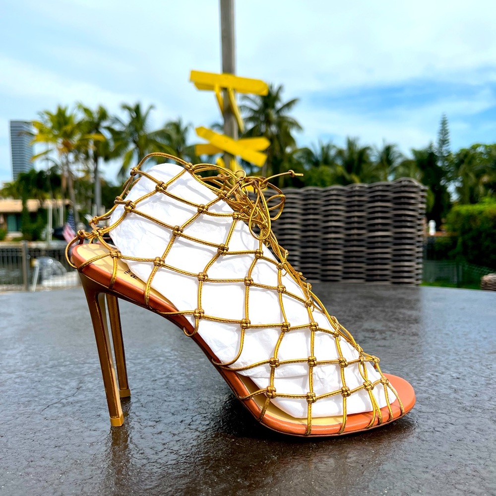 *never worn* Francesco RUSSO knot net stiletto gold heels size 9